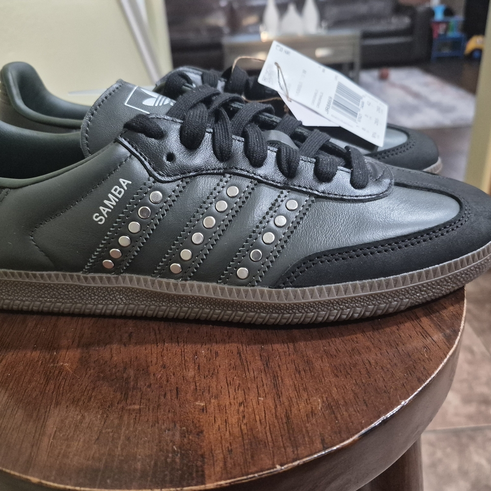 Adidas Samba OG Core Black Gum Women's Studded Metal Sneakers JR8869 - Picture 4 of 6